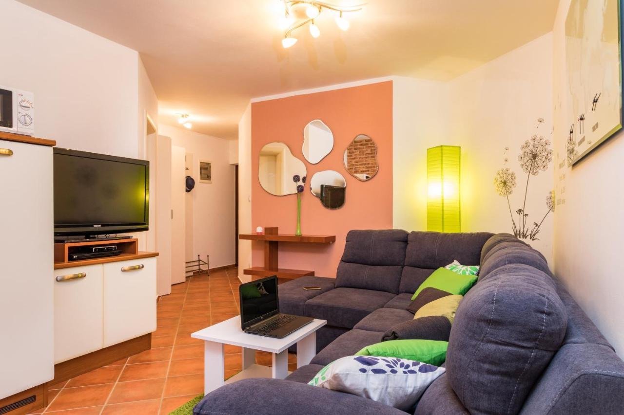 Apartment Jana Medulin Exterior photo